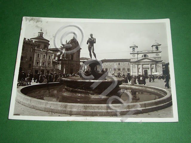 Cartolina L' Aquila - Piazza del Duomo 1941.