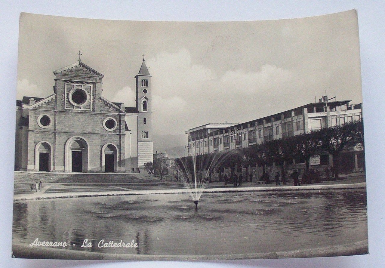 Cartolina la Cattedrale - Avazzano ( Aquila) 1959.