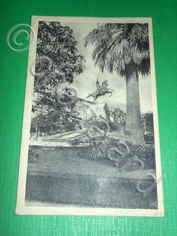 Cartolina La Spezia - Monumento a G. Garibaldi 1941