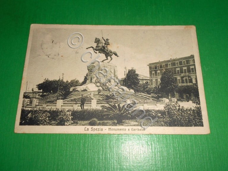 Cartolina La Spezia - Monumento a Garibaldi 1919