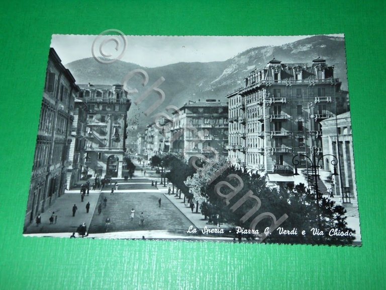 Cartolina La Spezia - Piazzale G. Verdi e Via Chiodo …