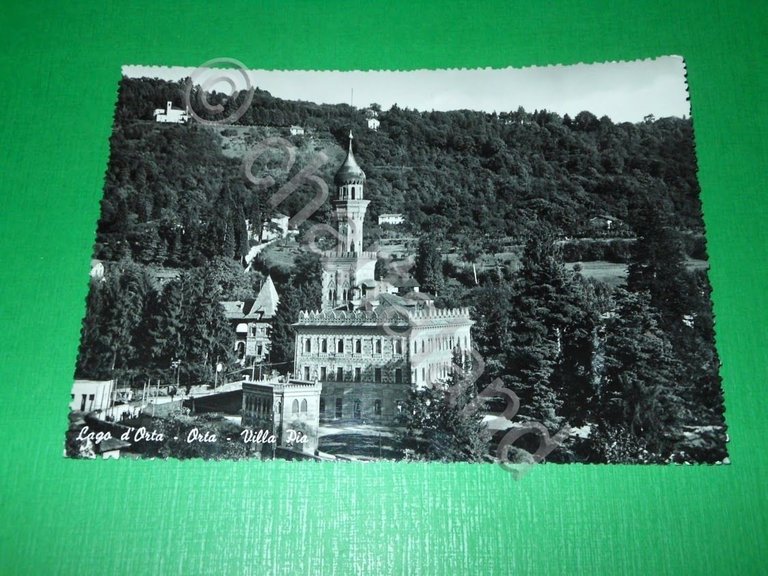 Cartolina Lago d' Orta - Orta - Villa Pia 1955.