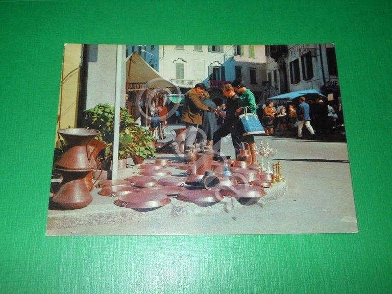 Cartolina Lago Maggiore - Luino - Mercato 1970 ca | Immagine Gallery 2