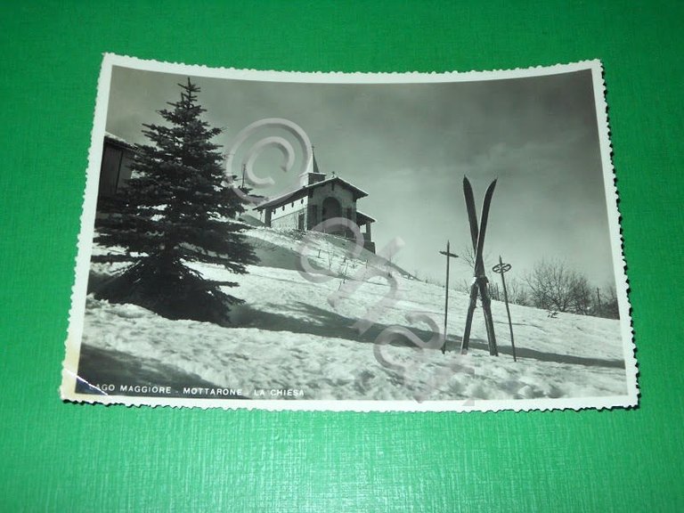 Cartolina Lago Maggiore - Mottarone - La Chiesa 1951