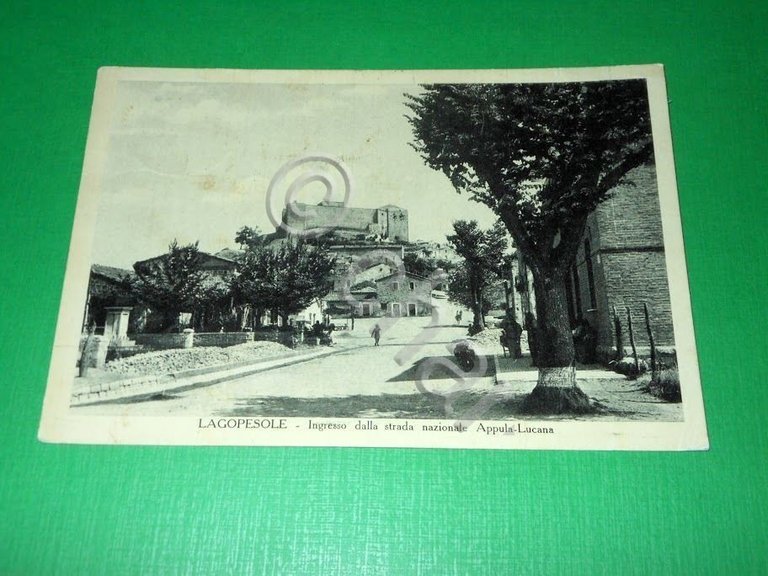 Cartolina Lagopesole - Ingresso dalla strada nazionale Appula-Lucana 1956.