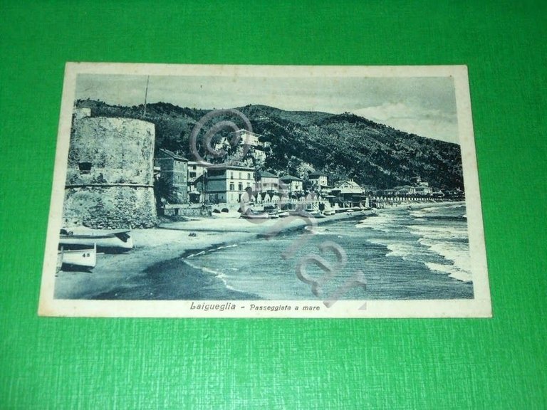 Cartolina Laigueglia - Passeggiata a mare 1935