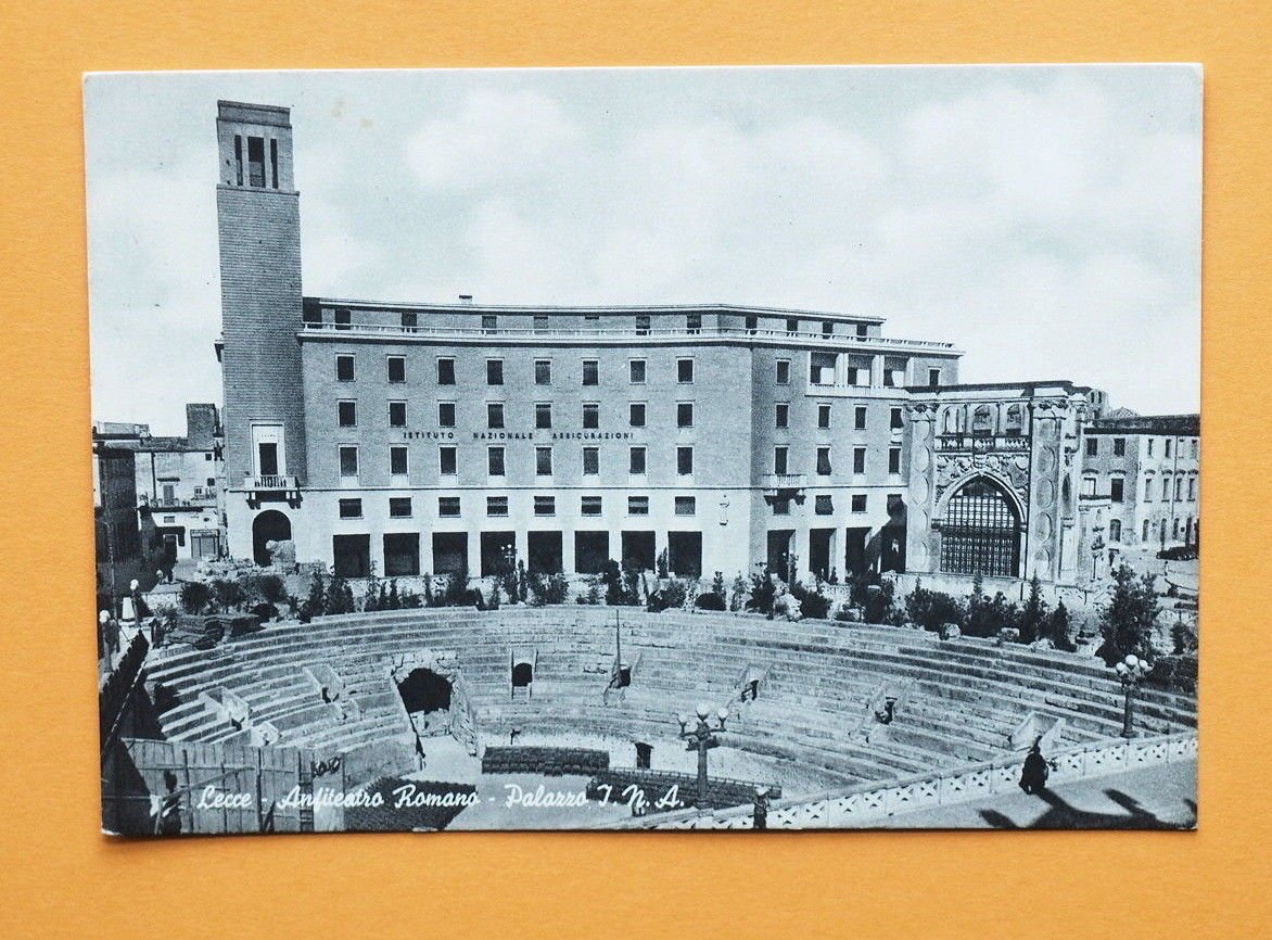 Cartolina Lecce - Anfiteatro Romano - Palazzo I.N.A. - 1953.
