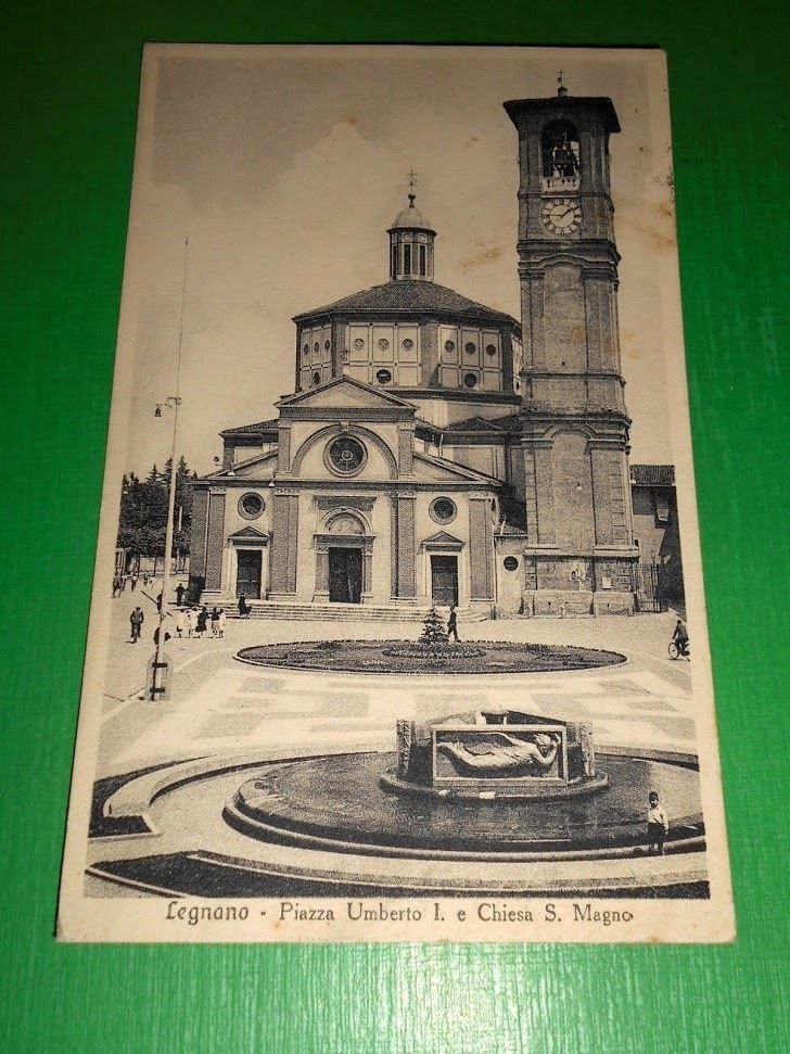 Cartolina Legnano - Piazza Umberto I e Chiesa S. Magno …