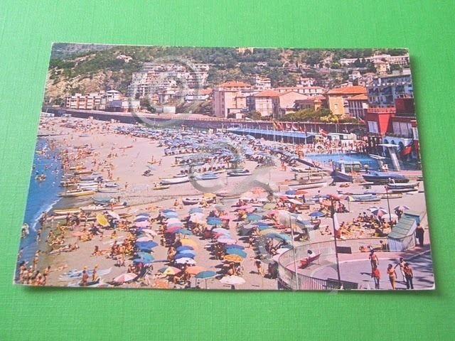 Cartolina Levanto - Veduta della spiaggia 1972.