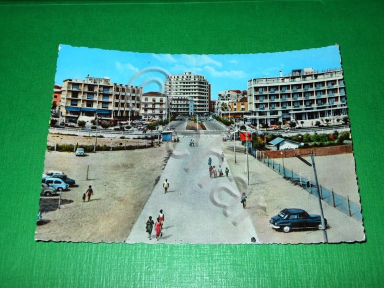Cartolina Lido di Sottomarina - Piazzale Italia - Hotel Anzoletti …