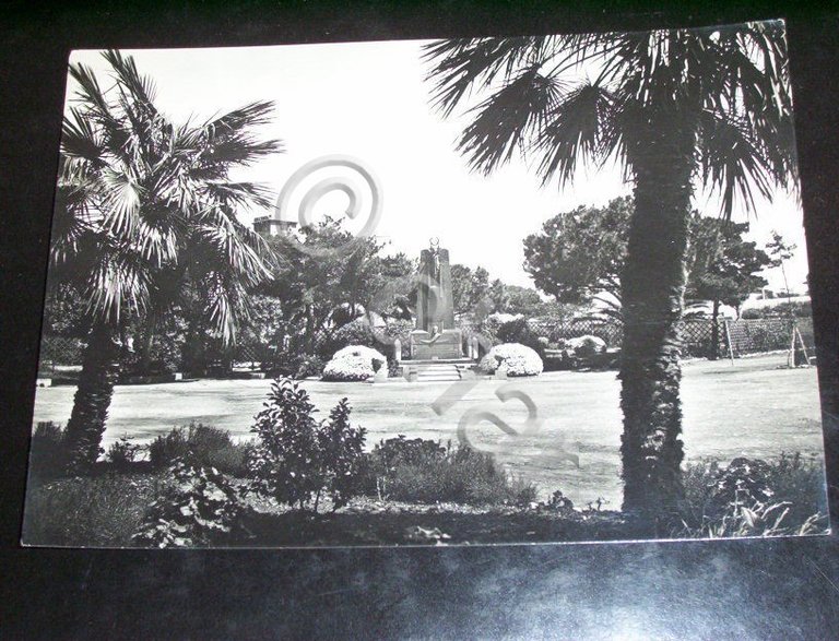 Cartolina Livorno - Caserma Pisacane - Particolare 1952