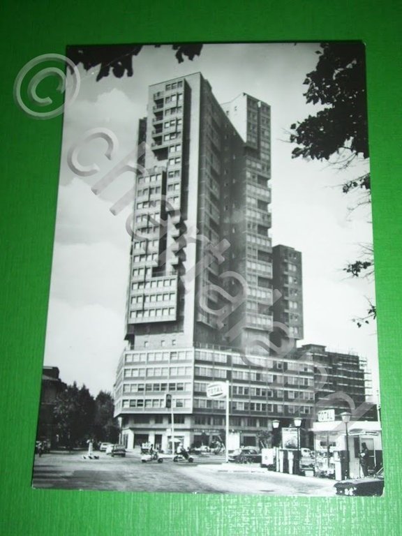 Cartolina Livorno - Grattacielo Roma 1972.