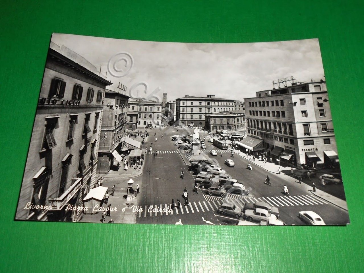 Cartolina Livorno - Piazza Cavour e Via Cairoli 1965.