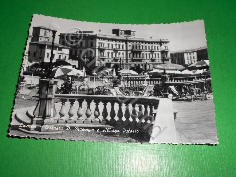 Cartolina Livorno - Terrazza P. Mascagni e Albergo Palazzo 1957