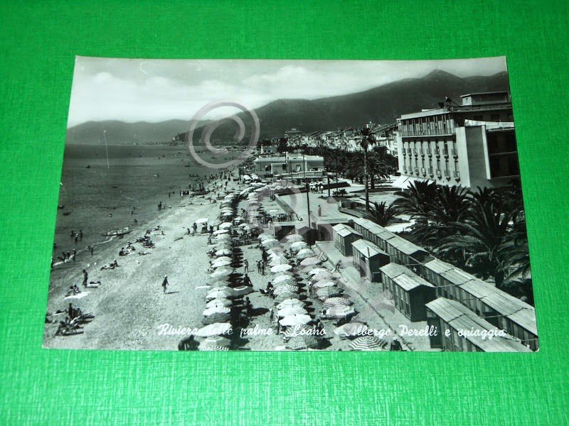 Cartolina Loano - Albergo Perelli e spiaggia 1955 ca.