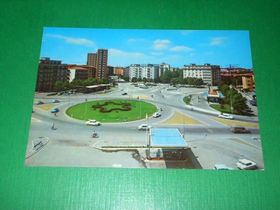 Cartolina Mantova - Piazzale Gramsci 1965 ca.