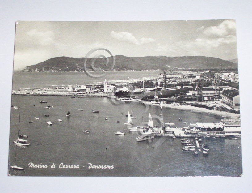 Cartolina Marina di Carrara - Panorama 1964.
