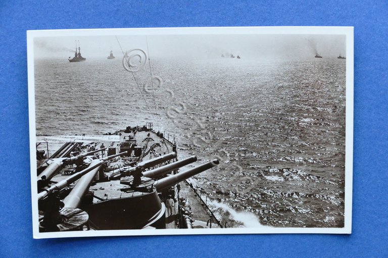 Cartolina Marina Militare - Navi d'Italia Naviglio in triplice linea …