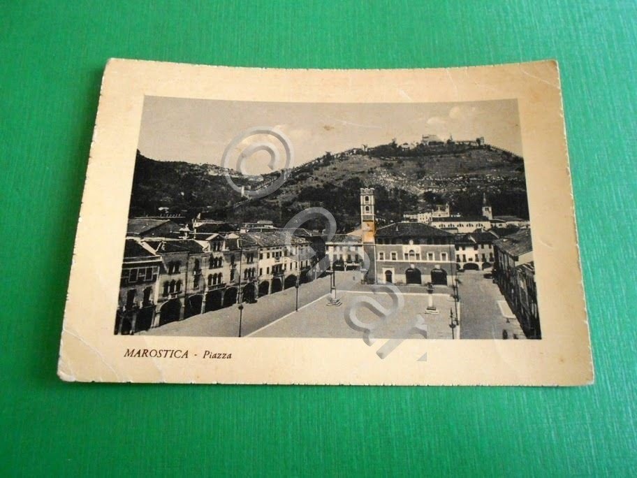 Cartolina Marostica - Piazza 1953.