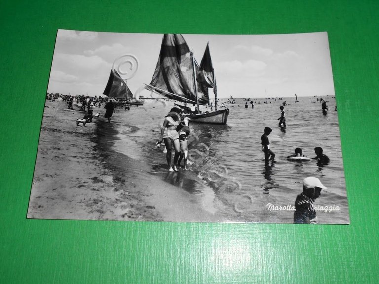 Cartolina Marotta ( Pesaro ) - Spiaggia 1955 ca