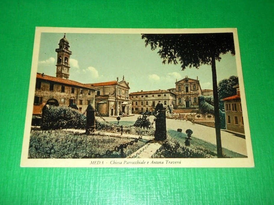 Cartolina Meda - Chiesa Parrocchiale e Antona Traversi 1950 ca.