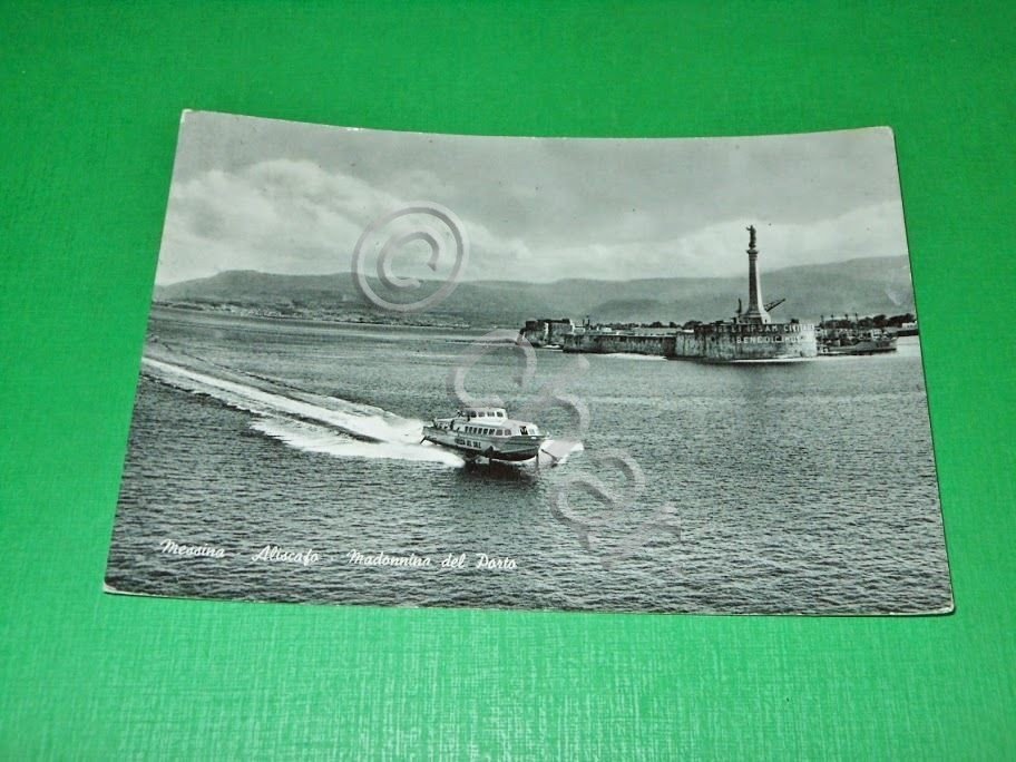 Cartolina Messina - Aliscafo Madonnina del Porto 1960.