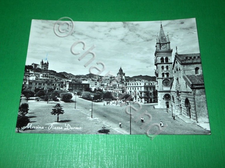 Cartolina Messina - Piazza Duomo 1957.