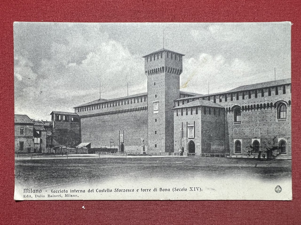 Cartolina Milano - Facciata interna del Castello Sforzesco e Torre …