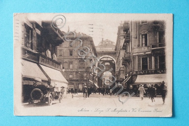 Cartolina Milano - Largo S. Margherita e Via Tommaso Grossi …
