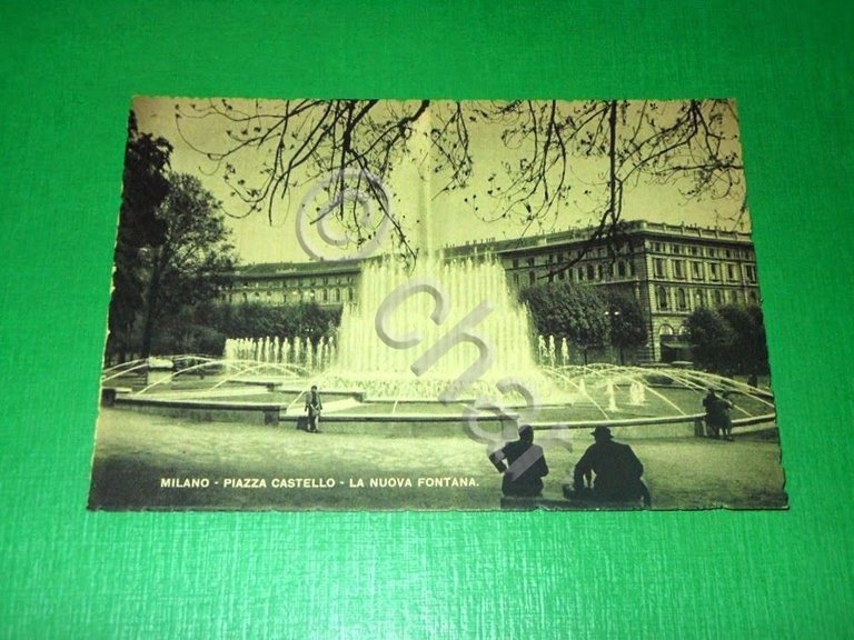 Cartolina Milano - Piazza Castello - La Nuova Fontana 1950 …