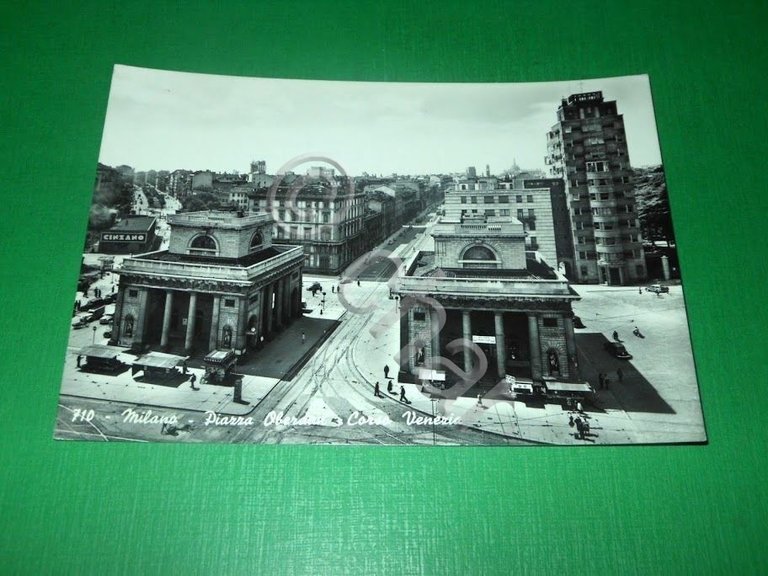 Cartolina Milano - Piazza Oberdan - Corso Venezia 1955 ca.