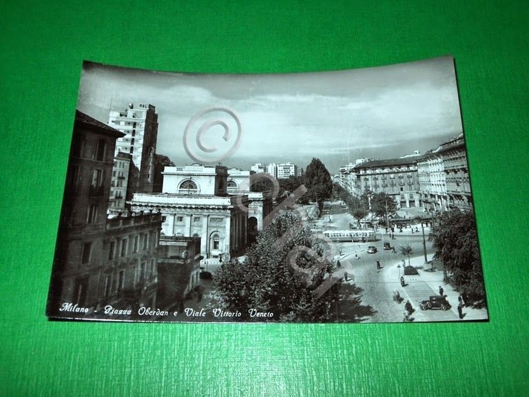 Cartolina Milano - Piazza Oberdan e Viale Vittorio Veneto 1950 …