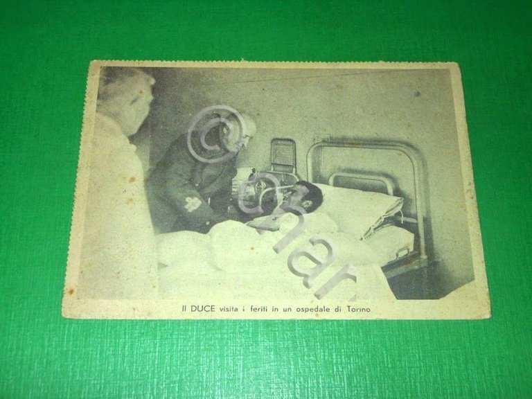 Cartolina Militaria WWII - Mussolini visita i feriti in un …