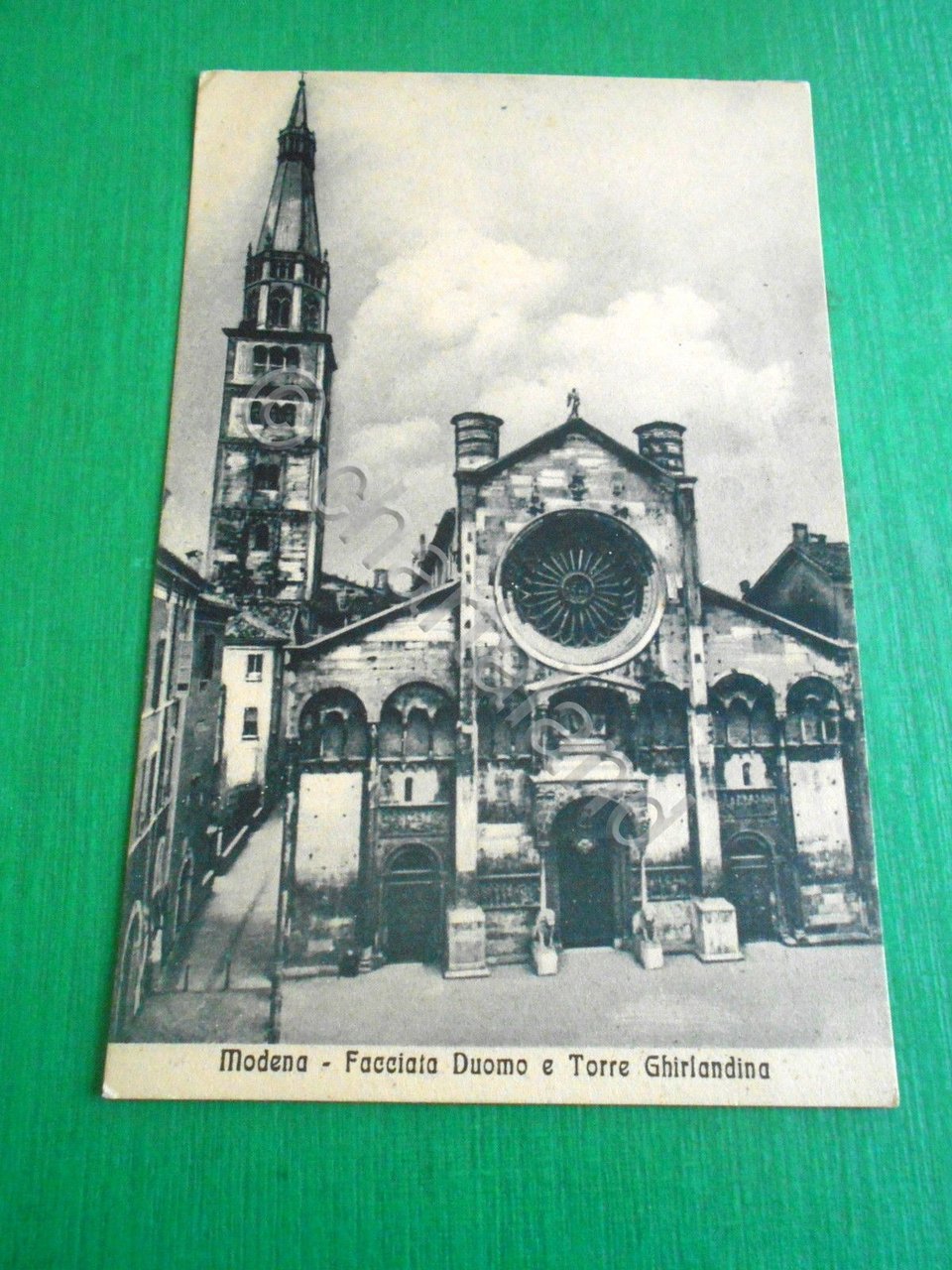 Cartolina Modena - Facciata Duomo e Torre Ghirlandina 1930 ca.
