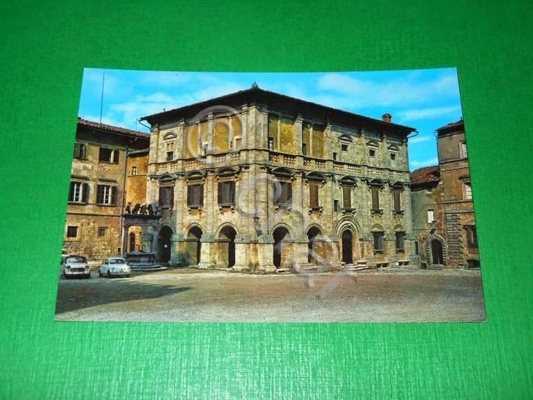 Cartolina Montepulciano - Piazza Vittorio - Palazzo Tarugi 1965 ca.