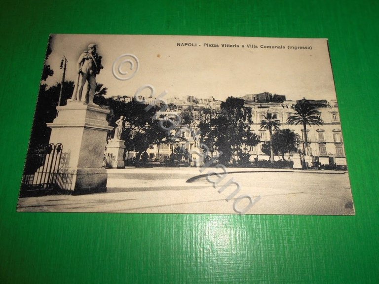 Cartolina Napoli - Piazza Vittoria e Villa Comunale ( ingresso …