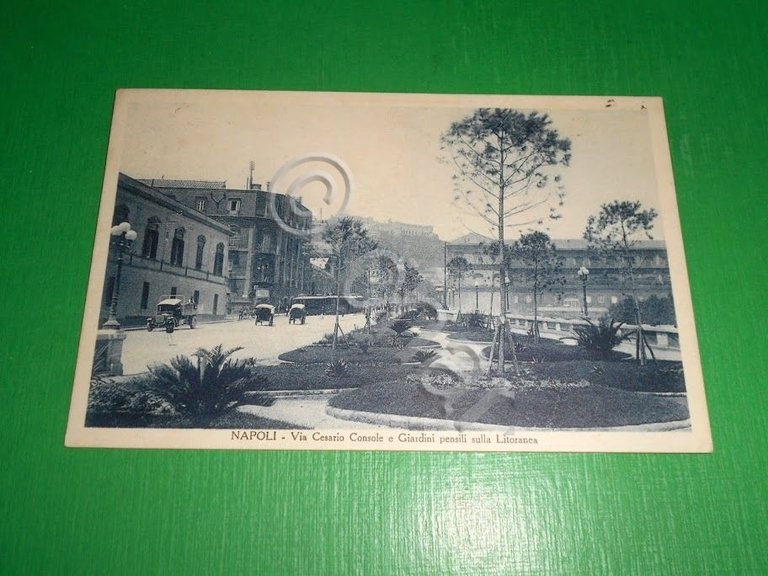 Cartolina Napoli - Via Cesareo Console e Giardini pensili sulla …