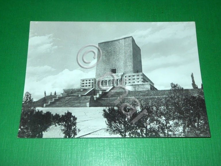 Cartolina Nervesa della Battaglia - Monumento Ossario sul Montello 1960 …