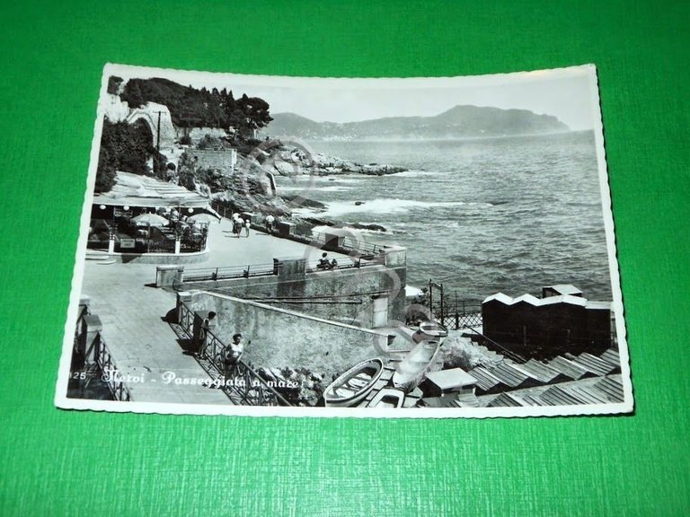 Cartolina Nervi - Passeggiata a mare 1956