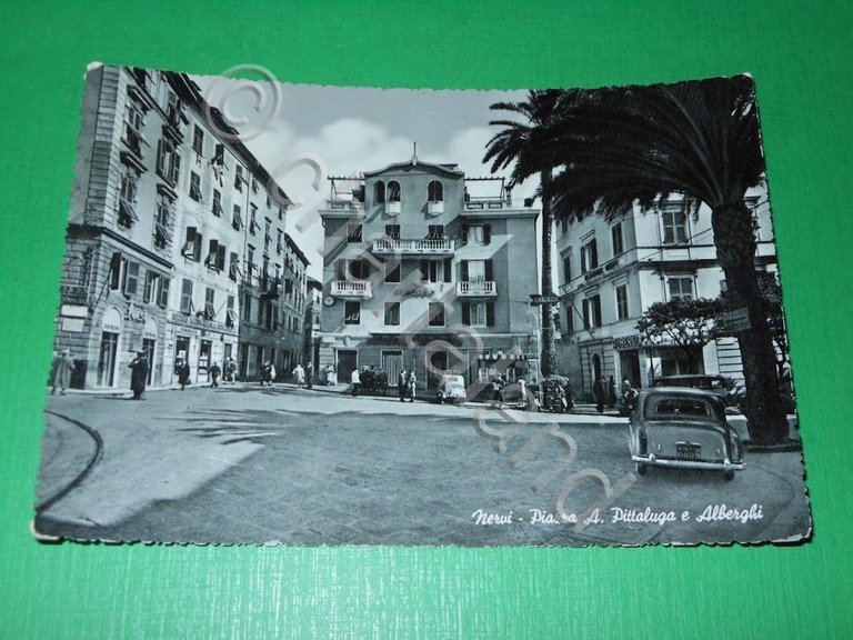 Cartolina Nervi - Piazza A. Pittaluga e Alberghi 1953.