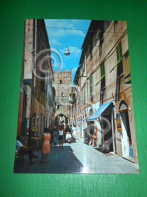 Cartolina Noli - Il borgo 1960 ca.