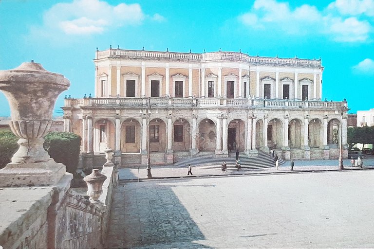 Cartolina Noto - Il Municipio - 1972