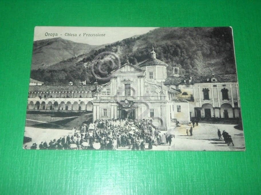 Cartolina Oropa - Chiesa e Processione 1912.