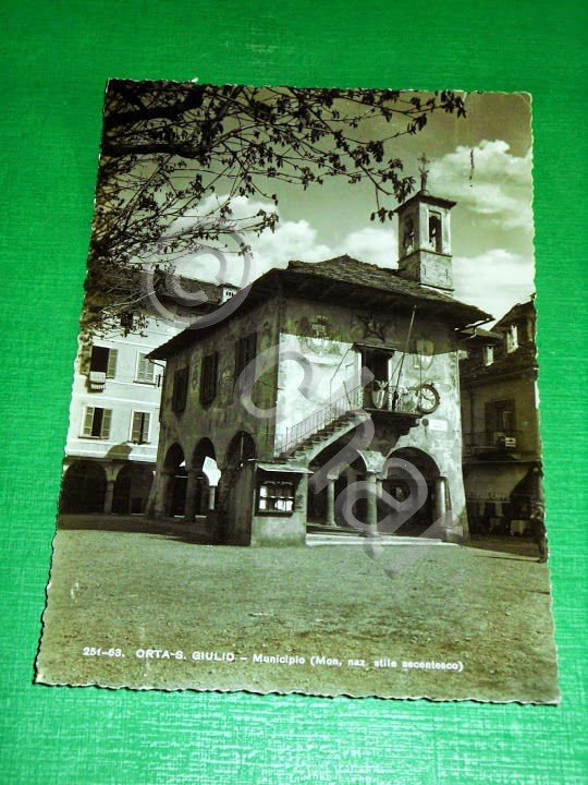 Cartolina Orta S. Giulio - Municipio 1945 ca