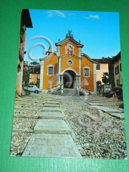 Cartolina Orta San Giulio - La Parrocchiale vista dalla Motta …