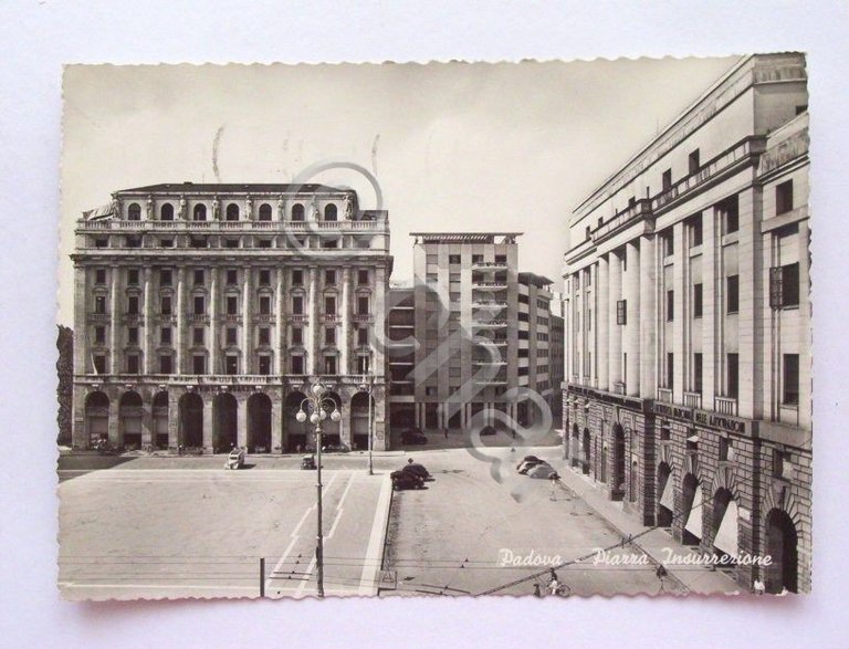 Cartolina Padova - Piazza Insurrezione 1956