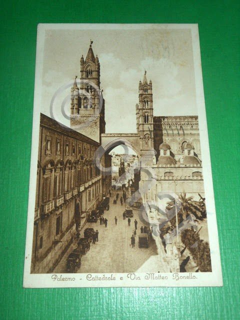 Cartolina Palermo - Cattedrale e Via Matteo Bonello 1935.