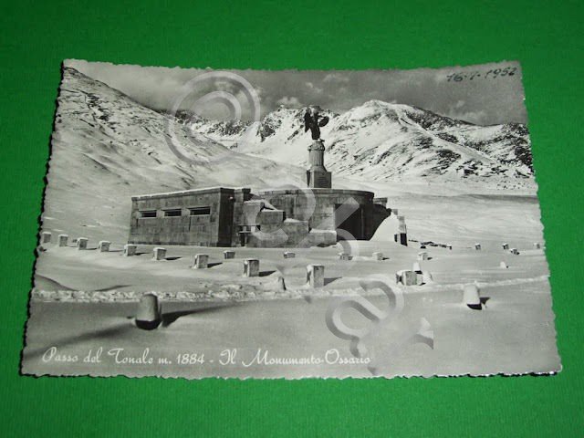 Cartolina Passo del Tonale - Il Monumento Ossario 1950 ca