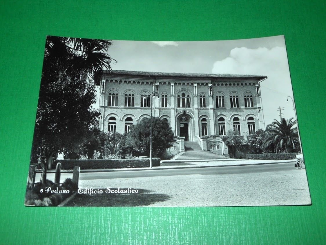 Cartolina Pedaso - Edificio Scolastico 1960 ca.