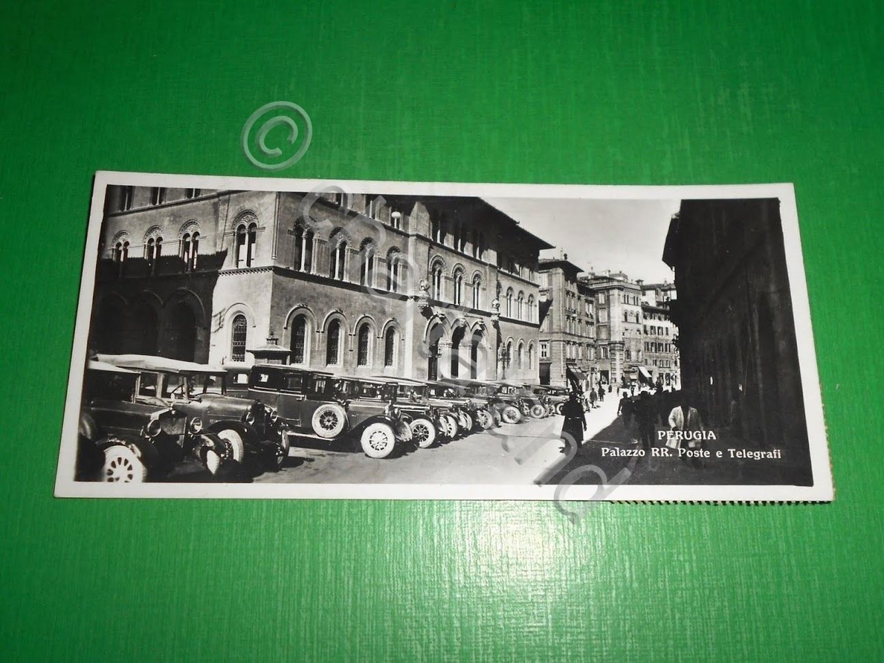 Cartolina Perugia - Palazzo RR. Poste e Telegrafi 1934.